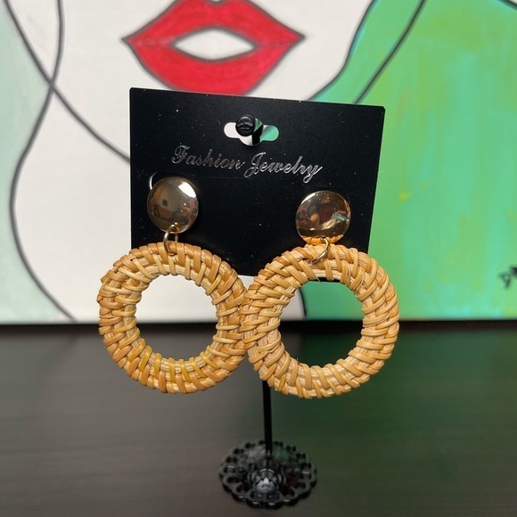 Circle Natural Rattan Whicker Bohemian Earrings ER03.4 - Picture 2 of 4